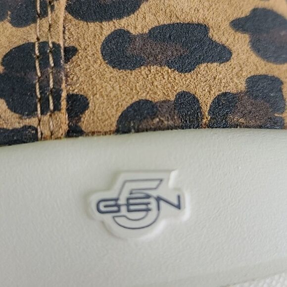 Skechers On the Go Joy Bundle Up Ankle Boots Sz 5.5 - Picture 8 of 8